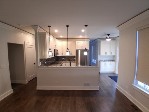 Tiny photo for 1345 Gardina Vista Street, Crystal Lake, IL 60014 (MLS # 12789365)