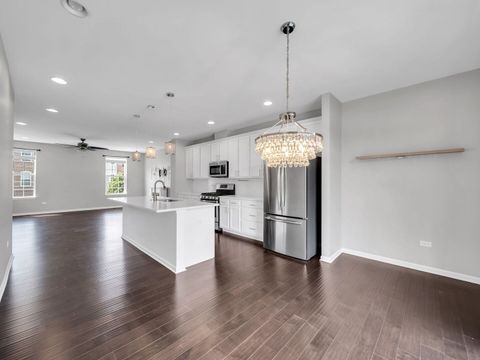 Tiny photo for 2534 Huntleigh Lane, Woodridge, IL 60517 (MLS # 12617251)