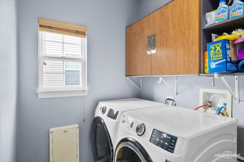 Tiny photo for 945 Wyndham Drive, South Elgin, IL 60177 (MLS # 12517585)