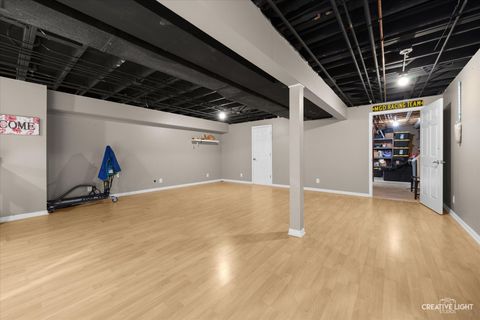 Tiny photo for 945 Wyndham Drive, South Elgin, IL 60177 (MLS # 12517585)