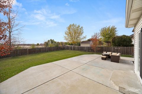 Tiny photo for 945 Wyndham Drive, South Elgin, IL 60177 (MLS # 12517585)