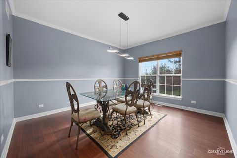 Tiny photo for 945 Wyndham Drive, South Elgin, IL 60177 (MLS # 12517585)