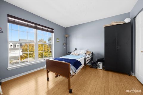 Tiny photo for 945 Wyndham Drive, South Elgin, IL 60177 (MLS # 12517585)