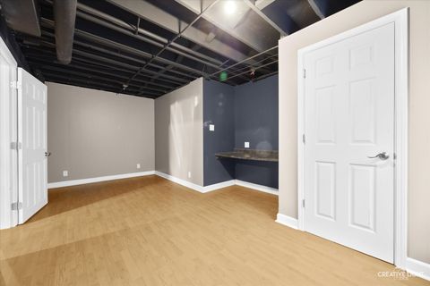 Tiny photo for 945 Wyndham Drive, South Elgin, IL 60177 (MLS # 12517585)