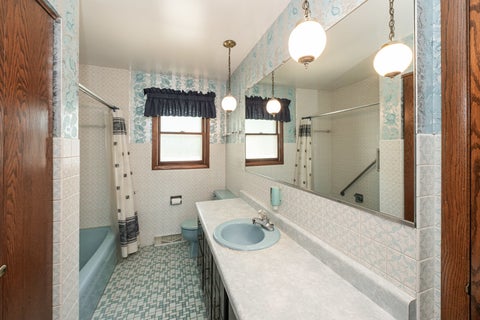 Tiny photo for 801 Memorial Drive, Calumet City, IL 60409 (MLS # 12783127)