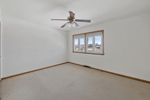 Tiny photo for 4738 N Potawatomie Avenue, Chicago, IL 60656 (MLS # 12621629)
