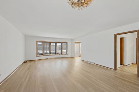 Tiny photo for 4738 N Potawatomie Avenue, Chicago, IL 60656 (MLS # 12621629)