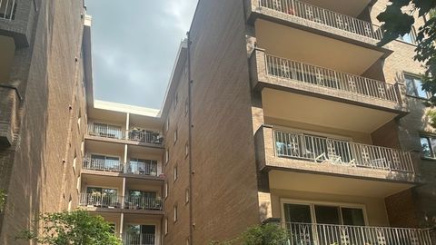 Photo of 407 Ashland Avenue #3G, River Forest, IL 60305 (MLS # 12299715) Photo of 407 Ashland Avenue #3G, River Forest, IL 60305 (MLS # 12299715)