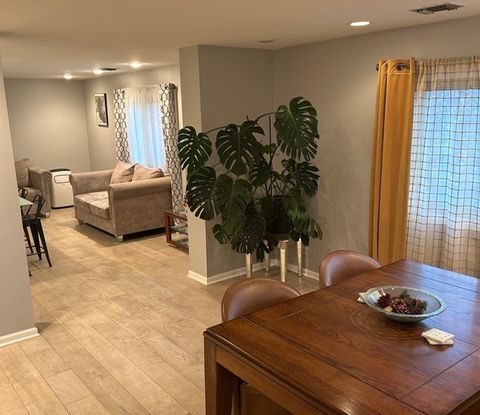 Tiny photo for 407 Ashland Avenue #3G, River Forest, IL 60305 (MLS # 12299715)