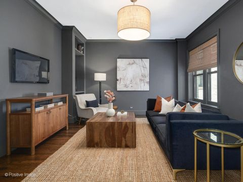 Tiny photo for 305 W Fullerton Parkway #4W, Chicago, IL 60614 (MLS # 12421633)