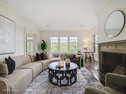 Tiny photo for 305 W Fullerton Parkway #4W, Chicago, IL 60614 (MLS # 12421633)
