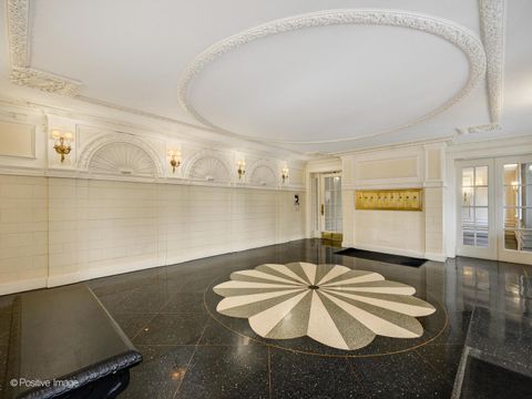 Tiny photo for 305 W Fullerton Parkway #4W, Chicago, IL 60614 (MLS # 12421633)