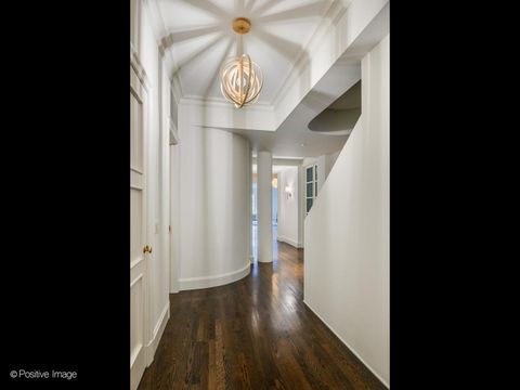 Tiny photo for 305 W Fullerton Parkway #4W, Chicago, IL 60614 (MLS # 12421633)