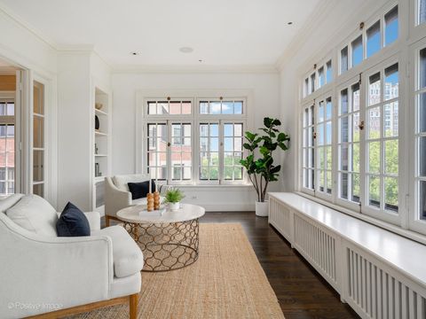 Tiny photo for 305 W Fullerton Parkway #4W, Chicago, IL 60614 (MLS # 12421633)