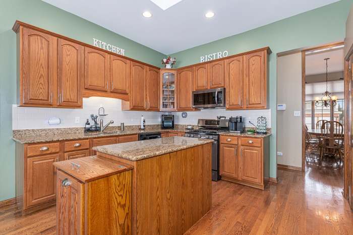 2884 Taylor Glen Drive