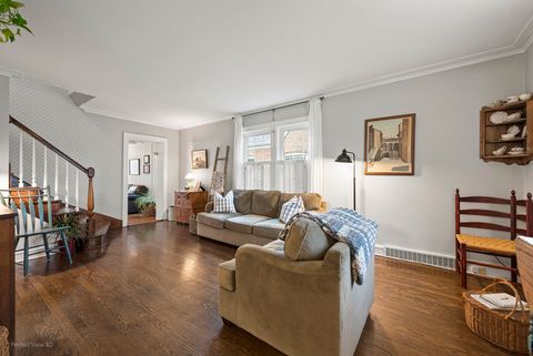 Tiny photo for 105 N Lincoln Avenue, Park Ridge, IL 60068 (MLS # 12604494)