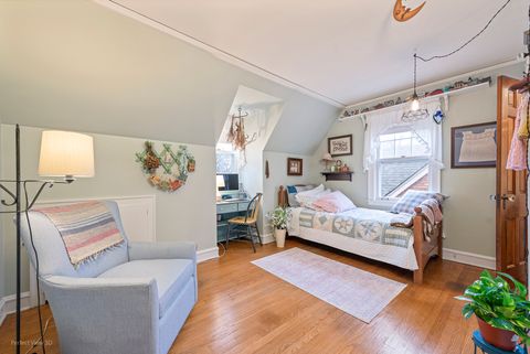 Tiny photo for 105 N Lincoln Avenue, Park Ridge, IL 60068 (MLS # 12604494)