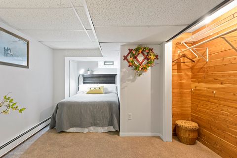 Tiny photo for 105 N Lincoln Avenue, Park Ridge, IL 60068 (MLS # 12604494)