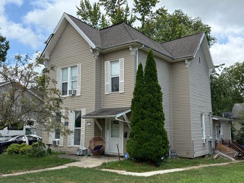 810 W Market Street Bloomington IL 61701