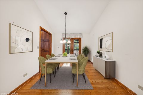 Tiny photo for 6901 Meadowcrest Drive, Downers Grove, IL 60516 (MLS # 12418247)