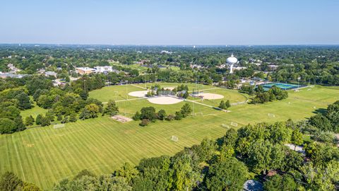 Tiny photo for 6901 Meadowcrest Drive, Downers Grove, IL 60516 (MLS # 12418247)