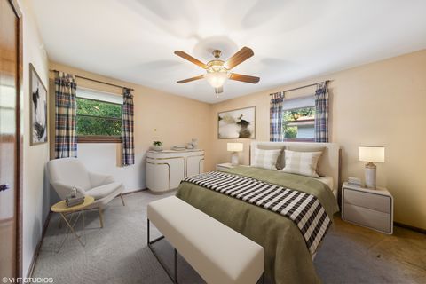 Tiny photo for 6901 Meadowcrest Drive, Downers Grove, IL 60516 (MLS # 12418247)