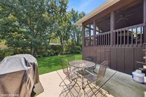 Tiny photo for 6901 Meadowcrest Drive, Downers Grove, IL 60516 (MLS # 12418247)