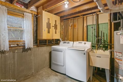 Tiny photo for 6901 Meadowcrest Drive, Downers Grove, IL 60516 (MLS # 12418247)