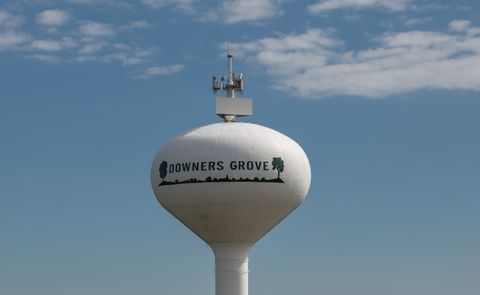 Tiny photo for 6901 Meadowcrest Drive, Downers Grove, IL 60516 (MLS # 12418247)