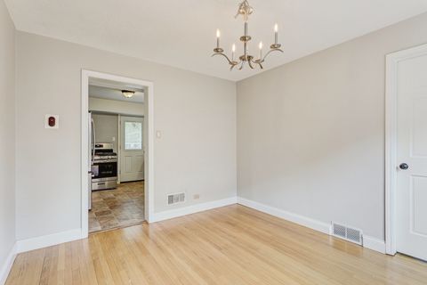 Tiny photo for 509 S Brainard Avenue, La Grange, IL 60525 (MLS # 12498534)