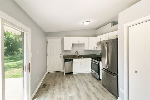 Tiny photo for 856 Notre Dame Drive, Matteson, IL 60443 (MLS # 12541147)