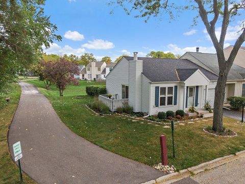 Tiny photo for 254 W Fairfield Court, Palatine, IL 60067 (MLS # 12493629)