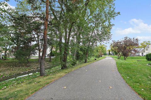 Tiny photo for 254 W Fairfield Court, Palatine, IL 60067 (MLS # 12493629)