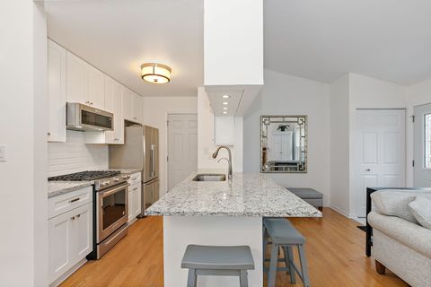 Tiny photo for 254 W Fairfield Court, Palatine, IL 60067 (MLS # 12493629)