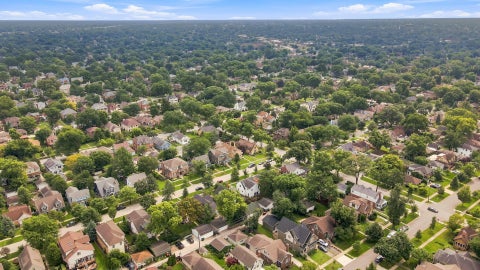 Tiny photo for 521 S Lincoln Avenue, Park Ridge, IL 60068 (MLS # 12747133)