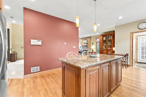Tiny photo for 521 S Lincoln Avenue, Park Ridge, IL 60068 (MLS # 12747133)