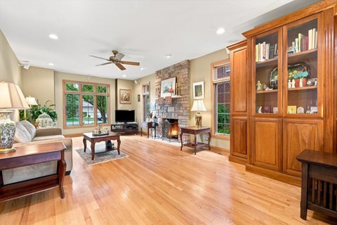 Tiny photo for 521 S Lincoln Avenue, Park Ridge, IL 60068 (MLS # 12747133)