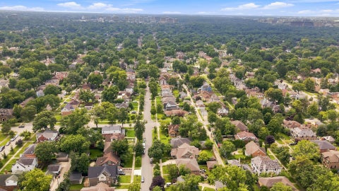 Tiny photo for 521 S Lincoln Avenue, Park Ridge, IL 60068 (MLS # 12747133)