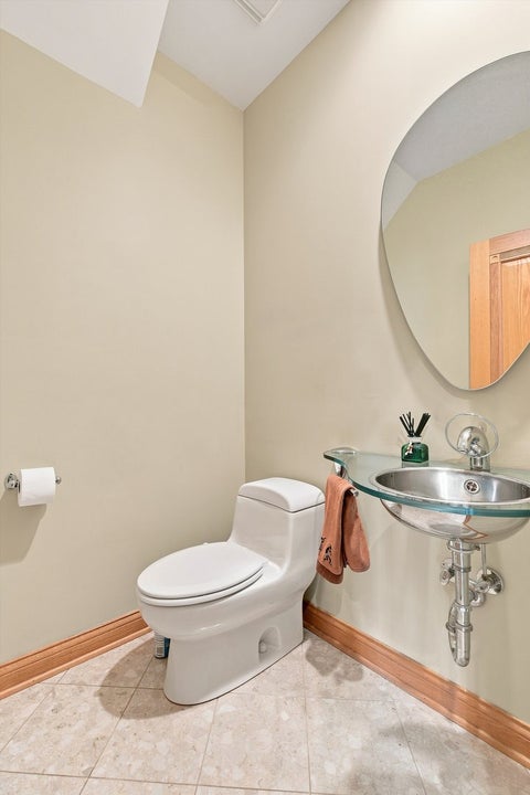 Tiny photo for 521 S Lincoln Avenue, Park Ridge, IL 60068 (MLS # 12747133)