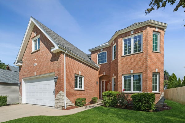 583 W FAY AVE, ELMHURST, IL 60126 - Image 3e0ae1bcd5e450f9f0ea20ba75b371d2/203542406
