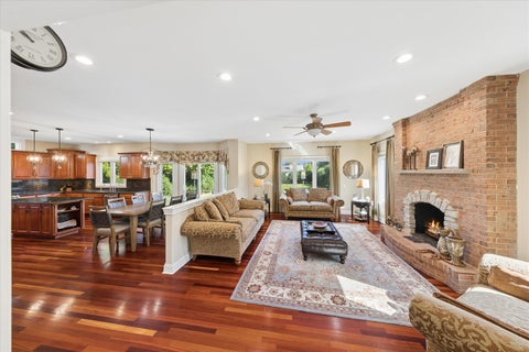 Tiny photo for 583 W Fay Avenue, Elmhurst, IL 60126 (MLS # 12780842)