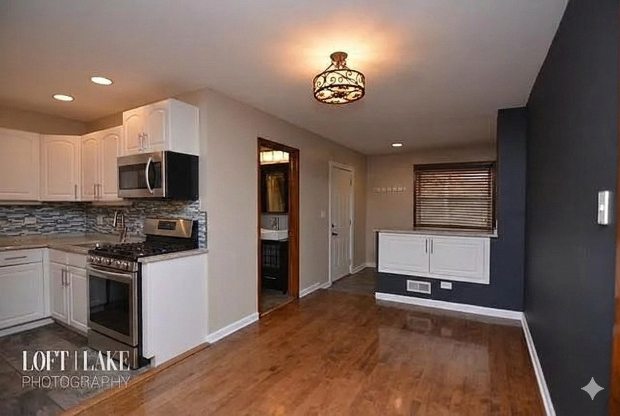 2654 W Schubert Avenue 1E