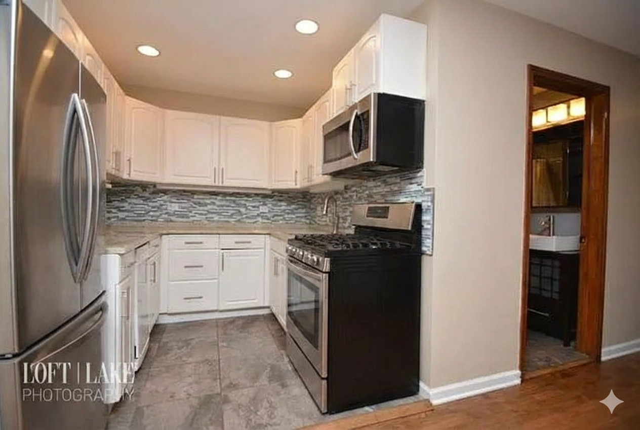 2654 W Schubert Avenue 1E