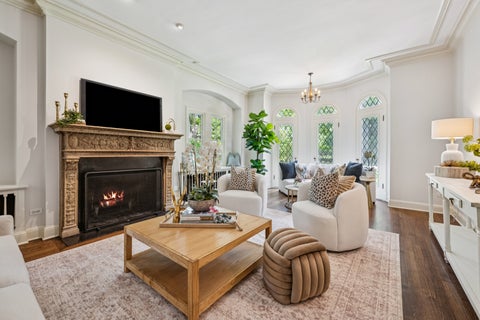 Tiny photo for 1192 Chatfield Road, Winnetka, IL 60093 (MLS # 12715536)