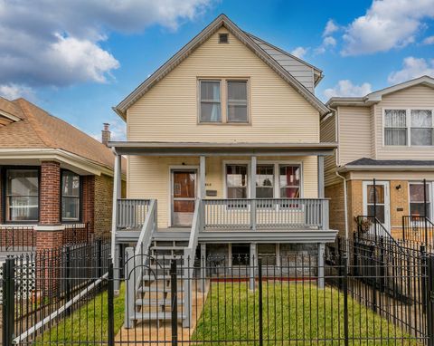 1913 N Kildare Avenue Chicago IL 60639