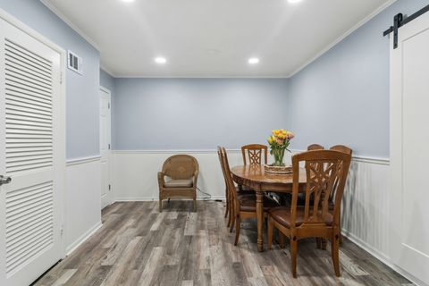 Tiny photo for 312 Meadow Lane, Lake Zurich, IL 60047 (MLS # 12592727)