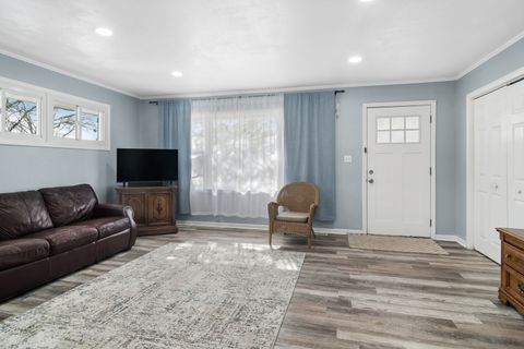 Tiny photo for 312 Meadow Lane, Lake Zurich, IL 60047 (MLS # 12592727)