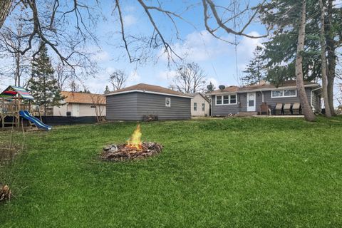 Tiny photo for 312 Meadow Lane, Lake Zurich, IL 60047 (MLS # 12592727)