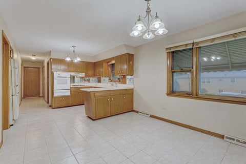 Tiny photo for Westchester, IL 60154 (MLS # 12675246)