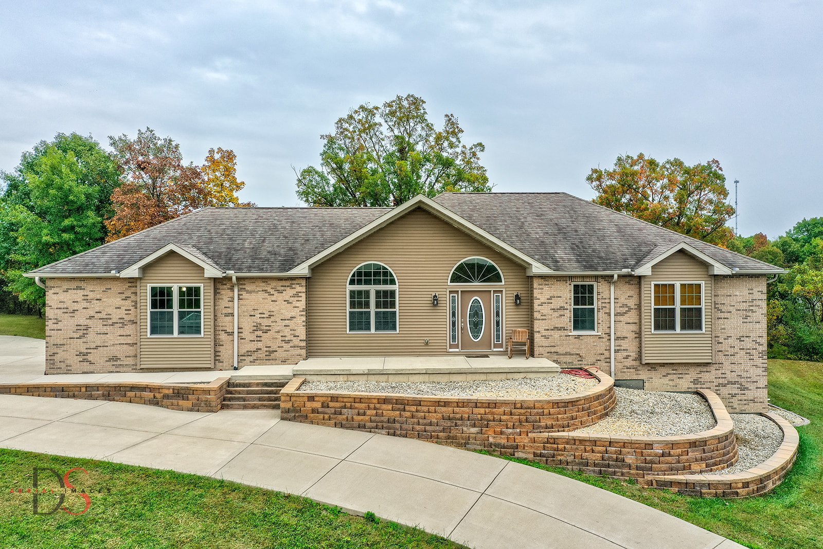 2834 E 2525th Road